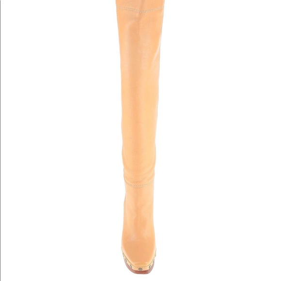 JACQUEMUS Les Bottes Sabots Tall Boot in Apricot - Picture 4 of 10